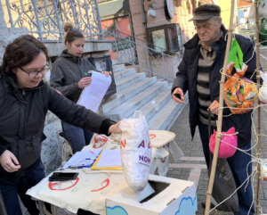 Podjelom platnenih vrećica s porukom na opatijskom Merkatu obilježen Dan protiv plastičnih vrećica