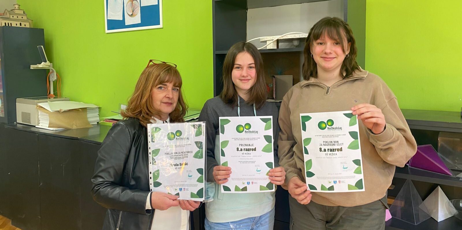 Uručena priznanja i nagrade pobjednicima natječaja Ne okolišaj!