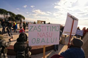 Prosvjed na Slatini okupio veliki broj Opatijaca i građana cijelog Kvarnera