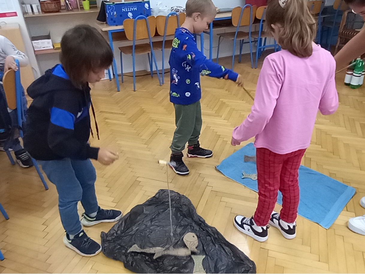 Eko poligon i eko igre u OŠ “Drago Gervais” Brešca, PŠ Rupa – Lipa i DV Matulji: Održano osam radionica za djecu u sklopu projekta “Ne okolišaj, održivo se ponašaj i razmišljaj!”